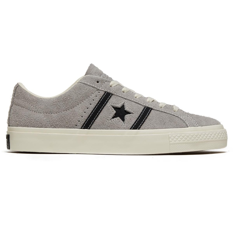 Converse One Star Academy Pro Shoes – Totally Neutral/Black/Egret