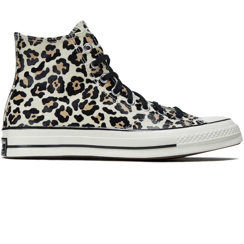Converse Chuck 70 Hi Shoes – Glow In The Dark Egret/Light Fawn/Black