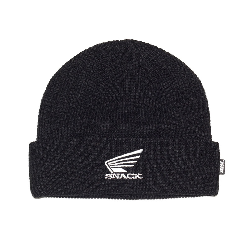 Snack Wings Beanie – Black