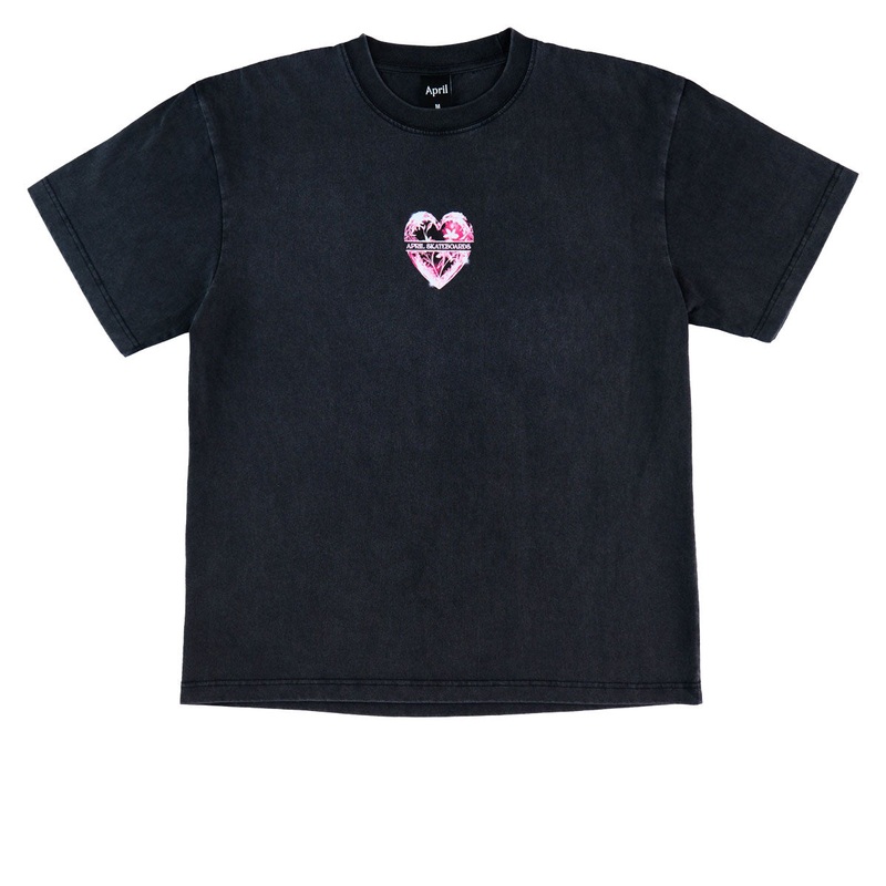 April Heart T-Shirt – Vintage Black
