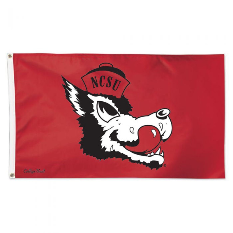 NC State Wolfpack Deluxe 3′ x 5′ Slobbering Wolf Flag