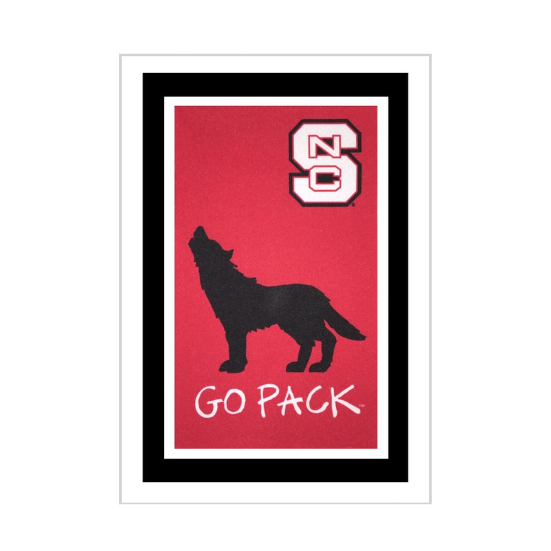 NC State Wolfpack Howling Wolf Garden Flag