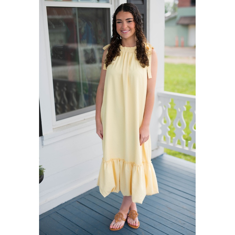 The Seashell Soire Dess in Lemon