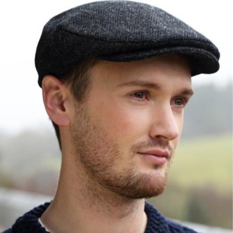 Charcoal Herringbone Harris Tweed Cap – Large