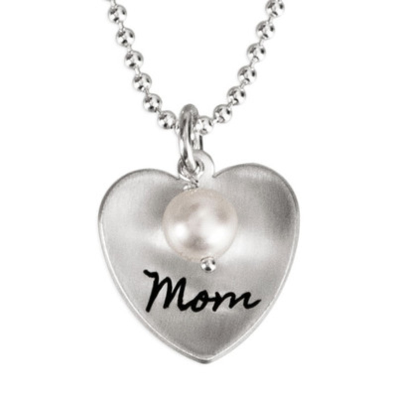 Mom Heart with Pearl