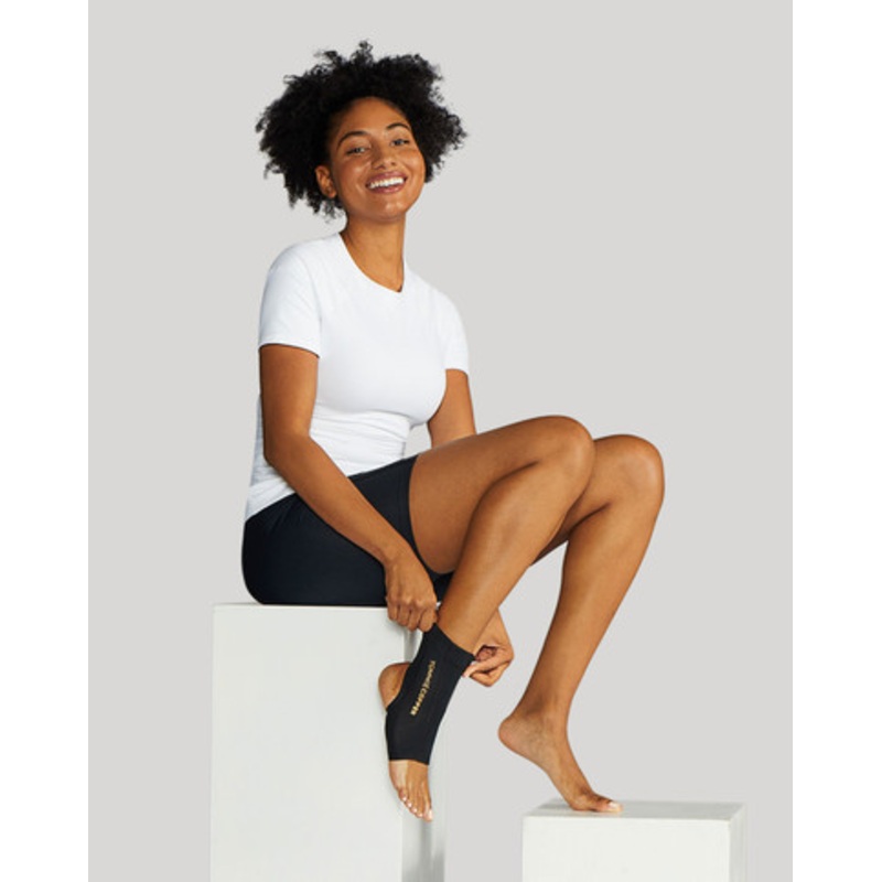 Performance Arch & Ankle Support Sleeve | Women’s
