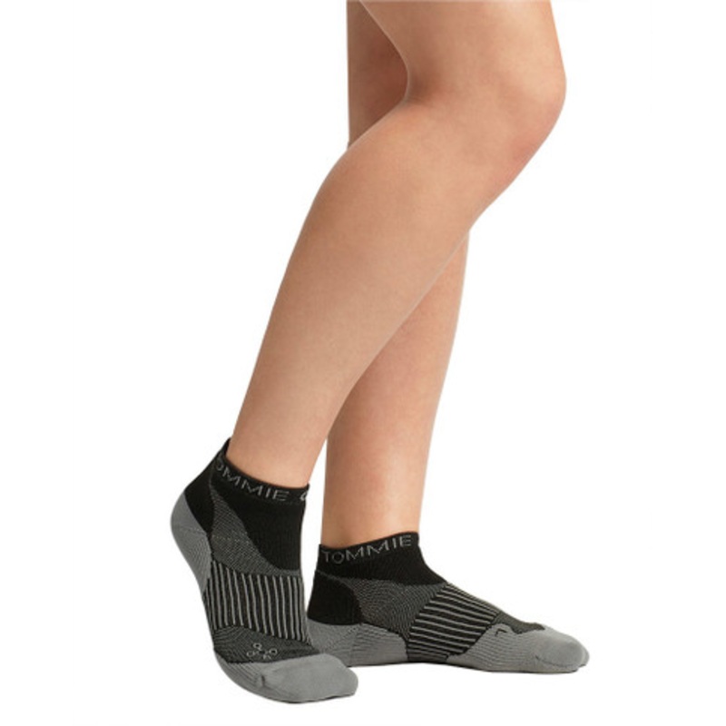 Women’s Performance Compression Ankle Socks Outlet
