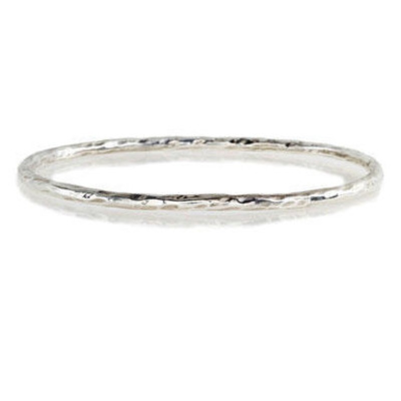 Classico Skinny Hammered Bangle Bracelet [2YSBA1190]