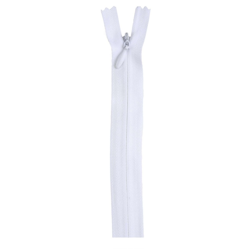 Coats & Clark Polyester Invisible Zippers – 22 inches