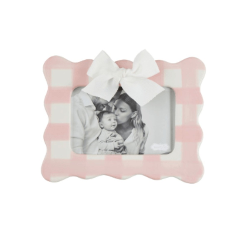 Horizontal Pink Bow Frame