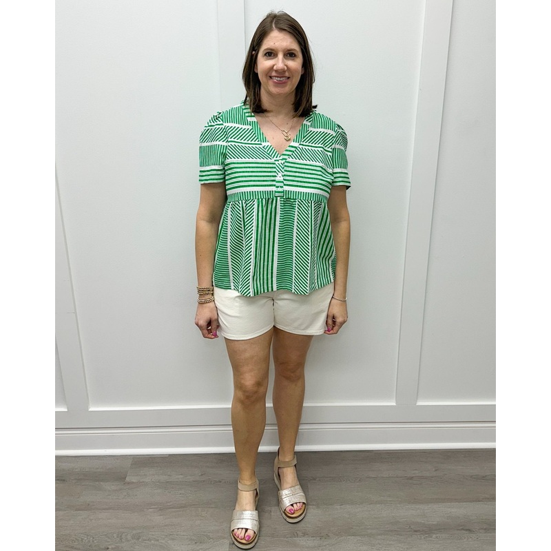 Audrey Pleated Wide Short w/ Back Elastic – Cocomilk