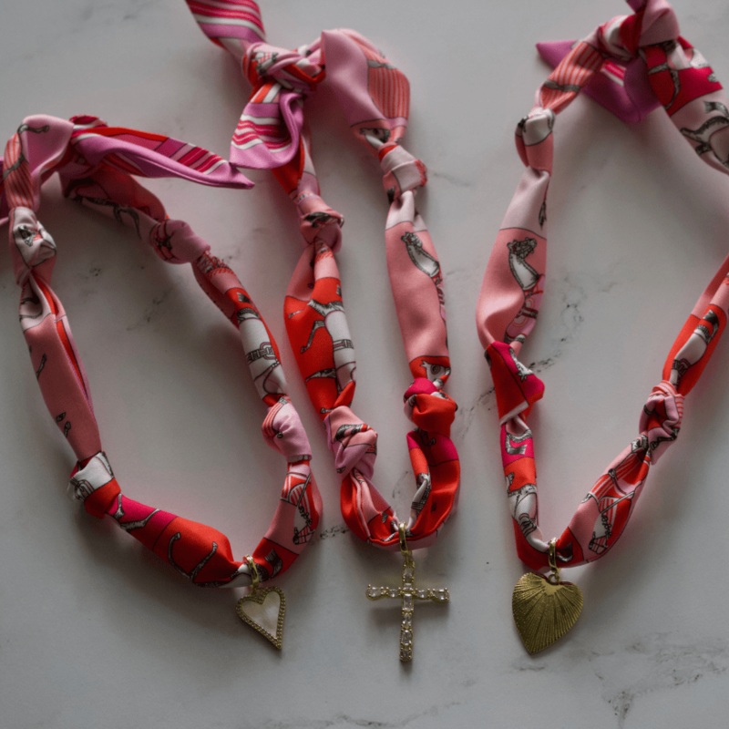 Scarf Necklace ~ Pink Horse Pattern: White Heart