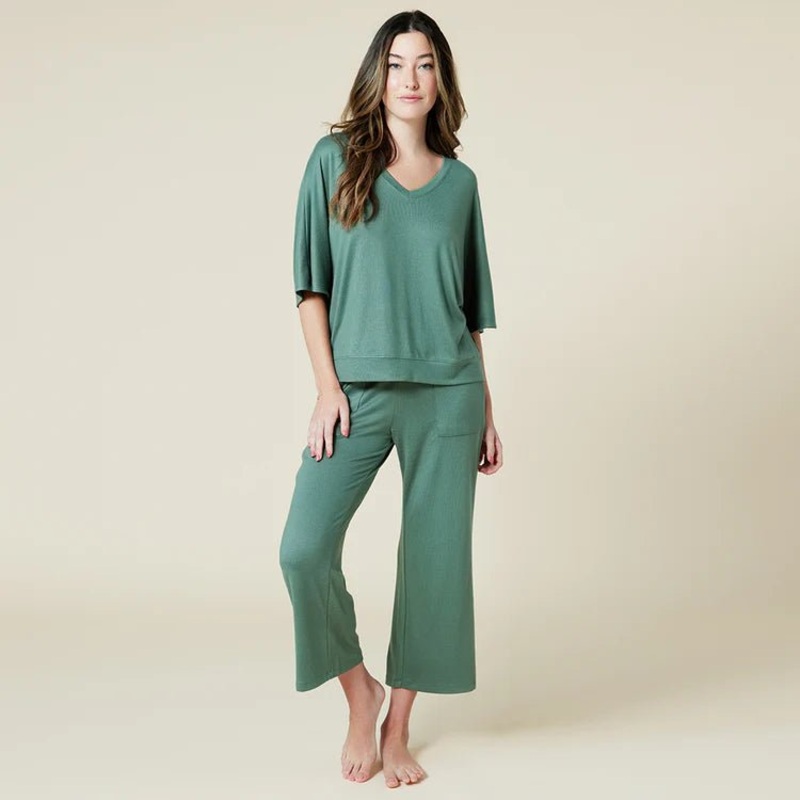 Dream Relaxed V-Neck With Capri Lounge Set – Dusty Green
