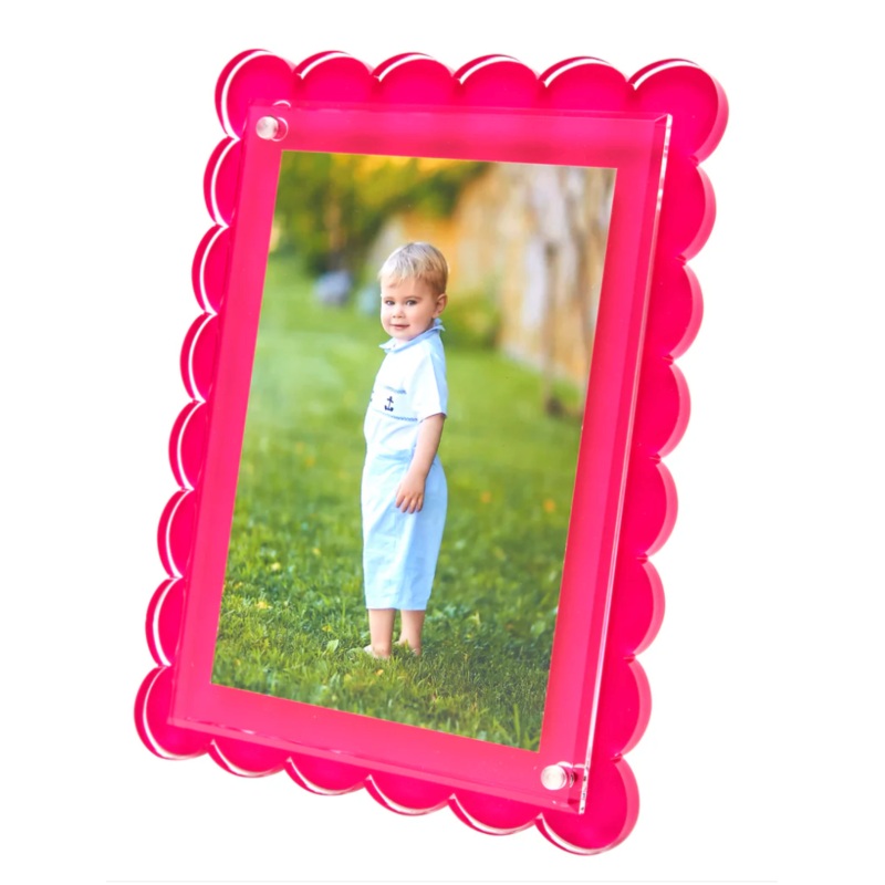 Tara Wilson Acrylic Scallop Frame – 4×6 or 5×7