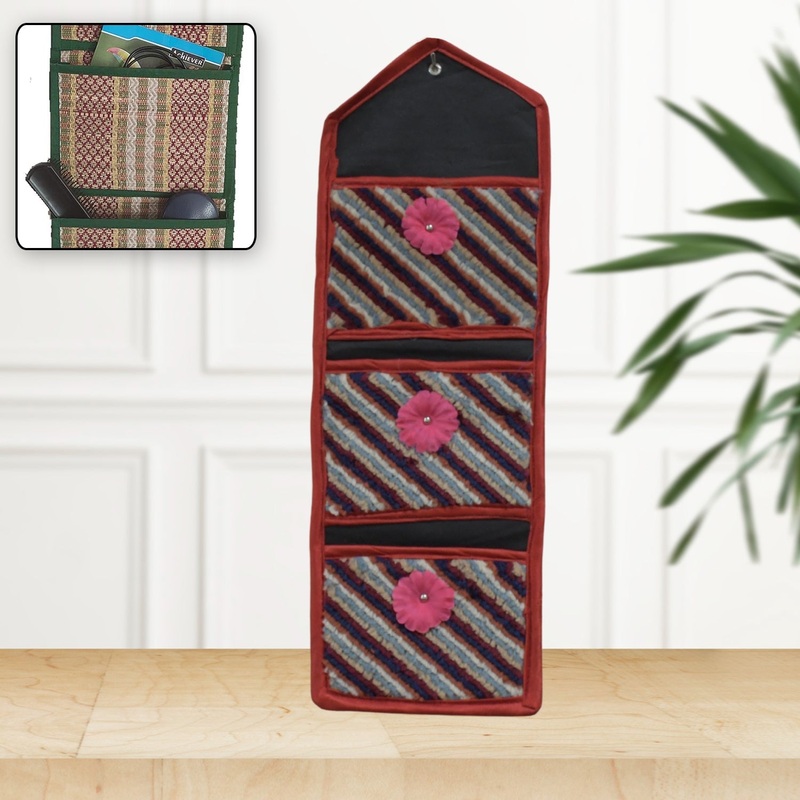 Foldable Hanging Organizer with 3 Pockets – Wall Hanging Letter Holder