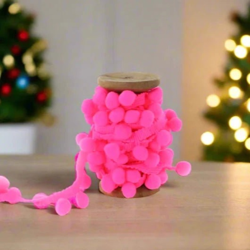 Pom Pom Trim – Hot Pink