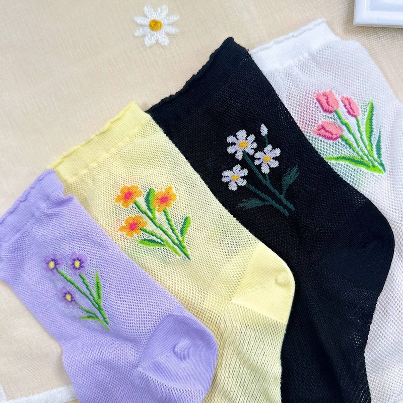 Mesh Romantic Day Socks