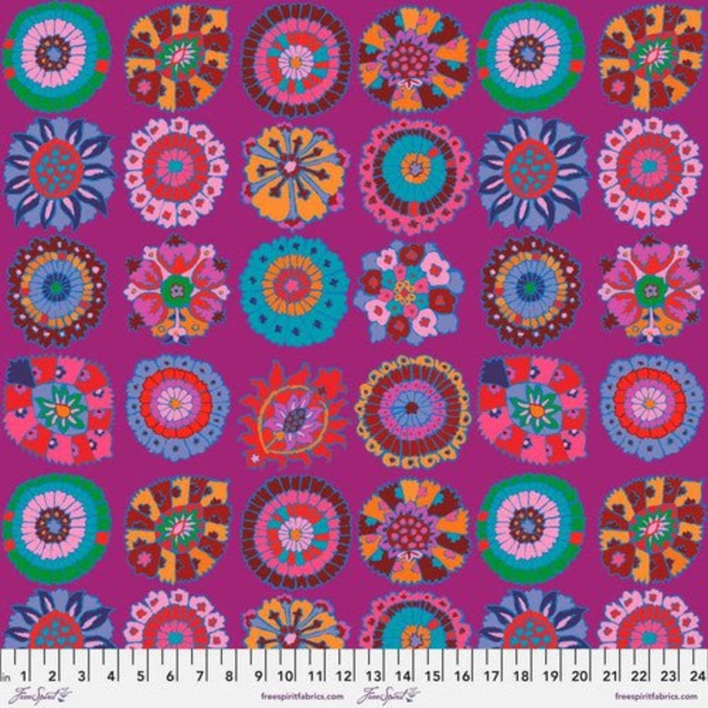 February 2023 / Carpet Cookies / Magenta