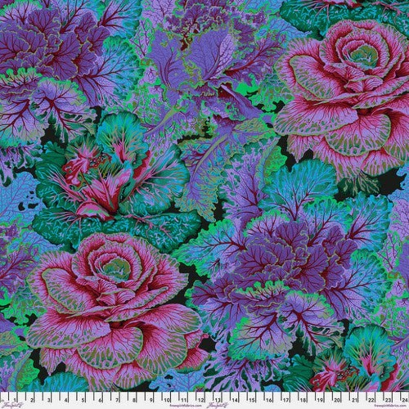 August 2023 / Curly Kale / Dark