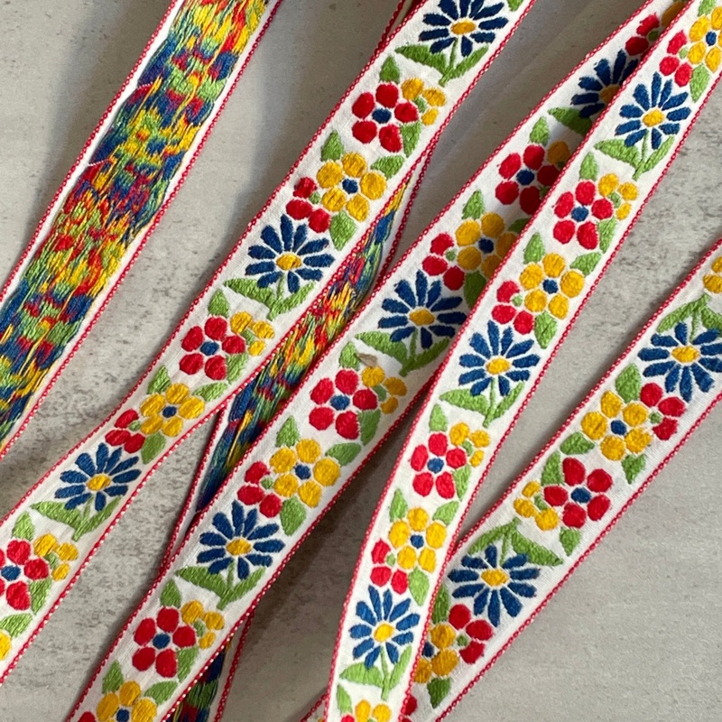 Red, Yellow, & Blue Daisy Vintage Jacquard Ribbon