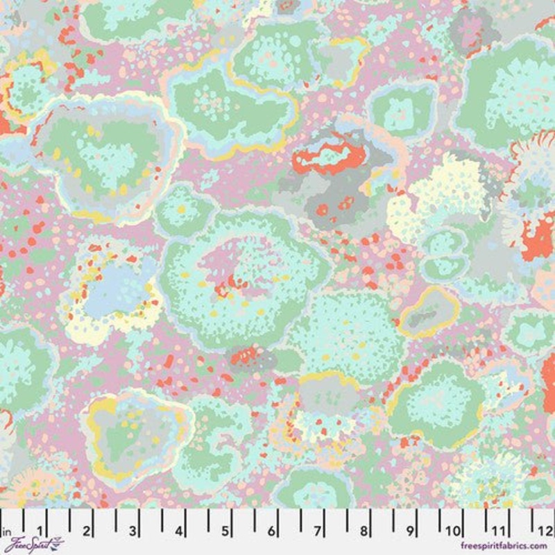 December 2023 / Vintage  / Lichen / Celadon
