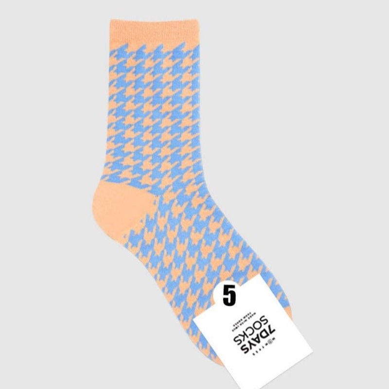 Peachy Blue Houndstooth Socks