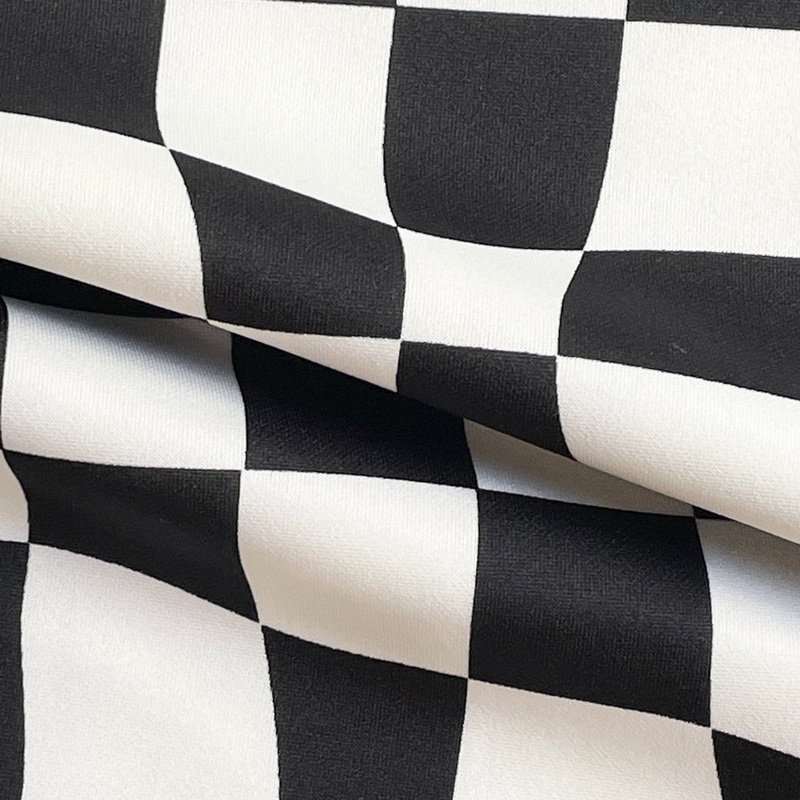 Wavy Checker Swim