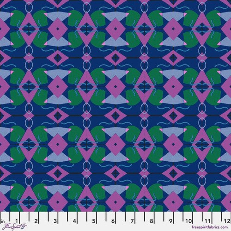 A Spring in Paris / Tile Small / Sea